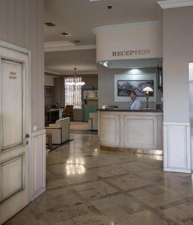 Hotel Rike Park Тбілісі Екстер'єр фото